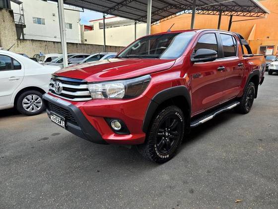 TOYOTA HILUX 2.8 SR CHALLENGE 4X4 CD 16V DIESEL 4P AUTOMÁTICO